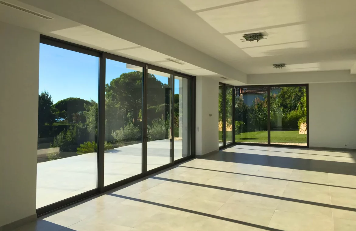 fenetres-coulissantes-aluminium-sur-mesure